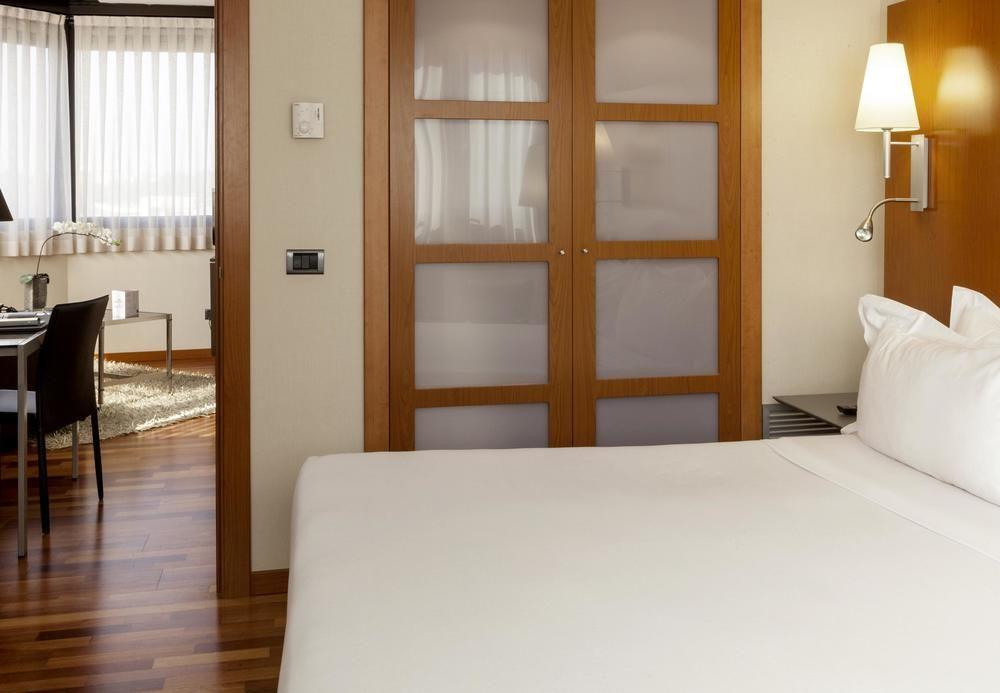 Ac Hotel Genova By Marriott Esterno foto