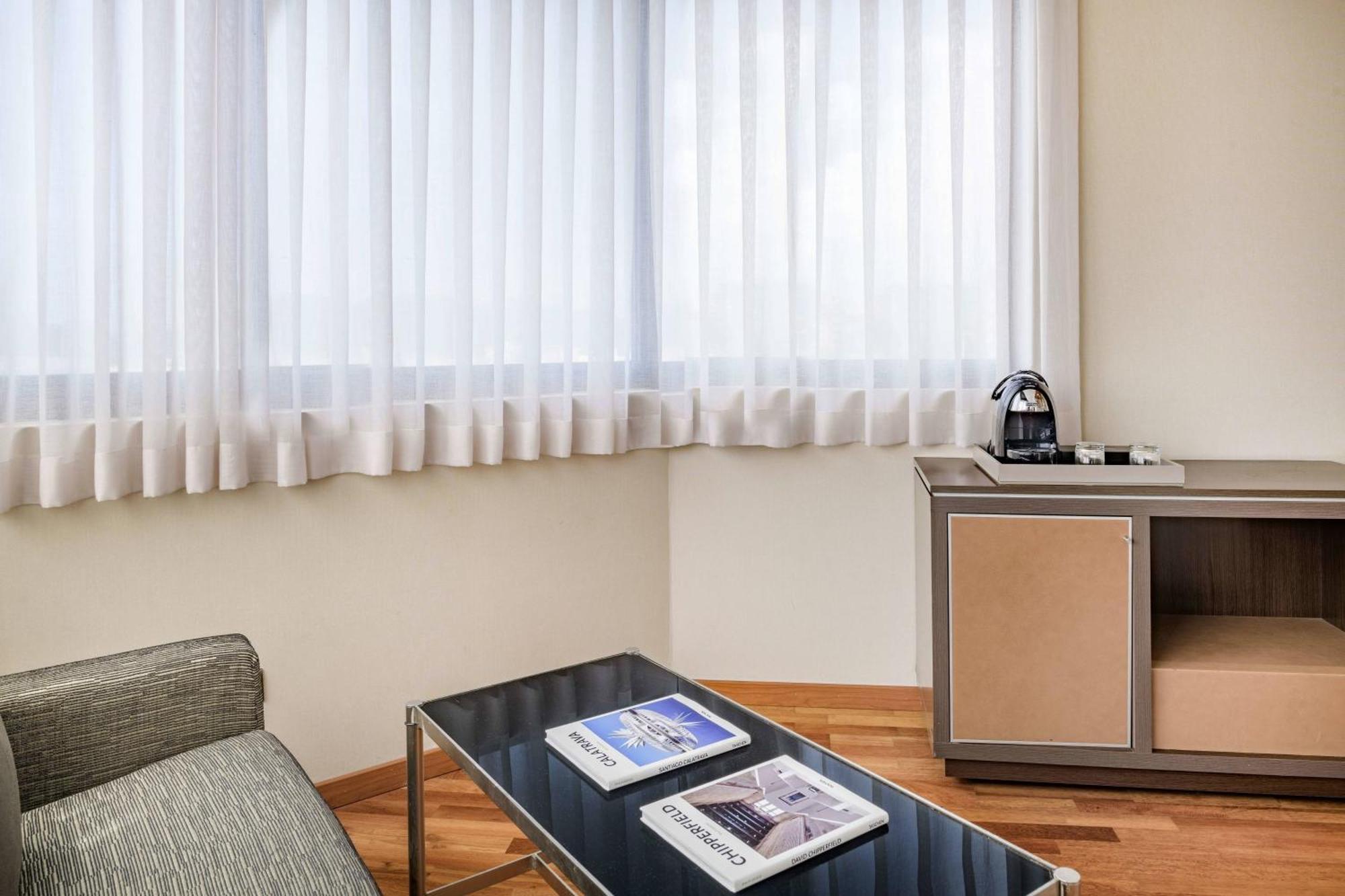 Ac Hotel Genova By Marriott Esterno foto