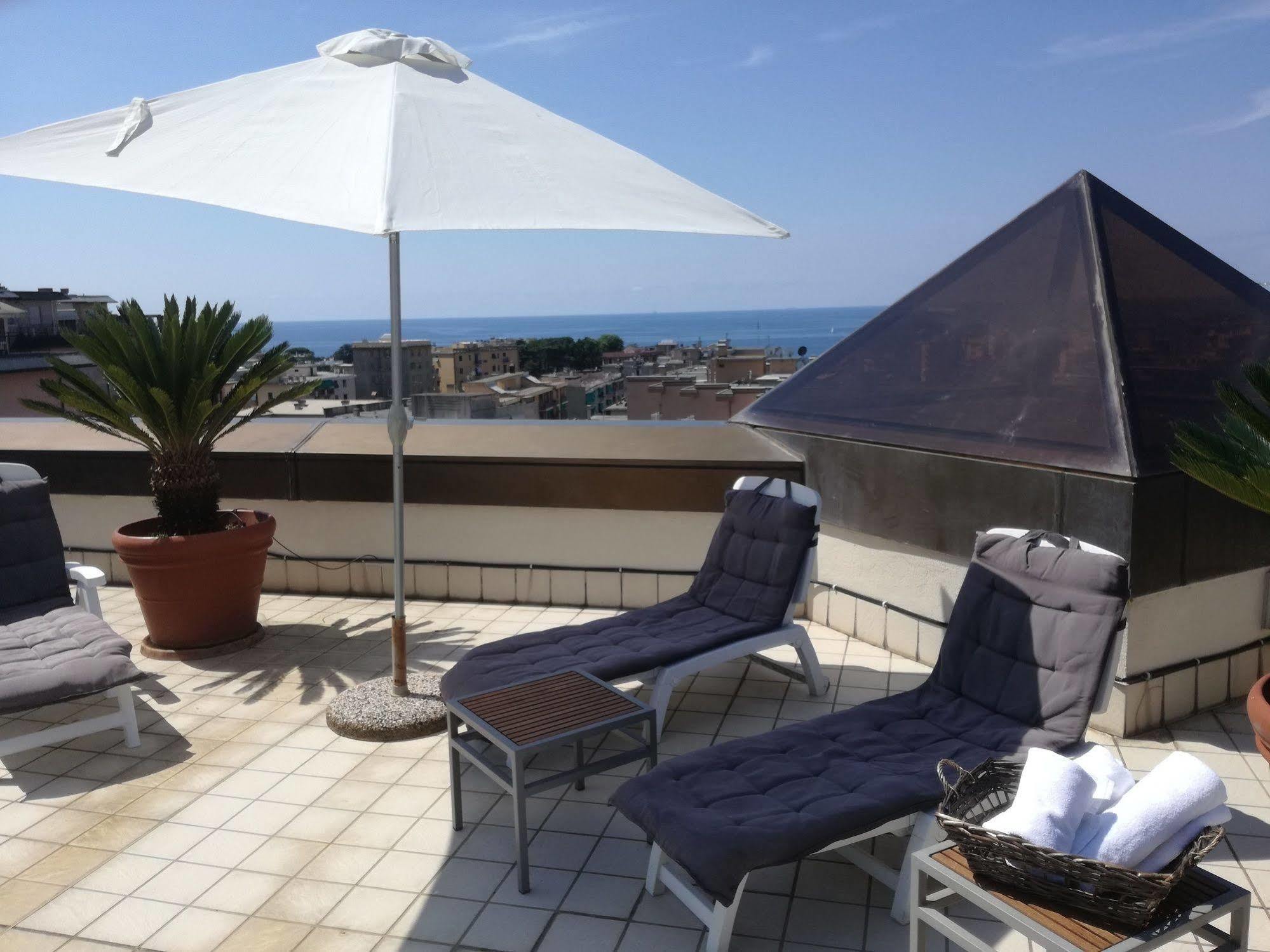 Ac Hotel Genova By Marriott Esterno foto